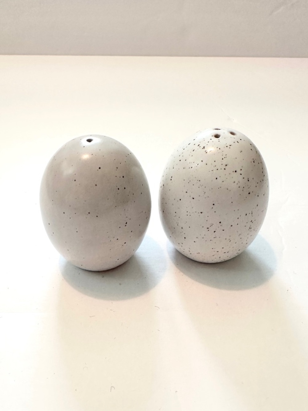 West Elm Speckled Ceramic Egg Salt‎ & Pepper Shakers White Easter NWOT